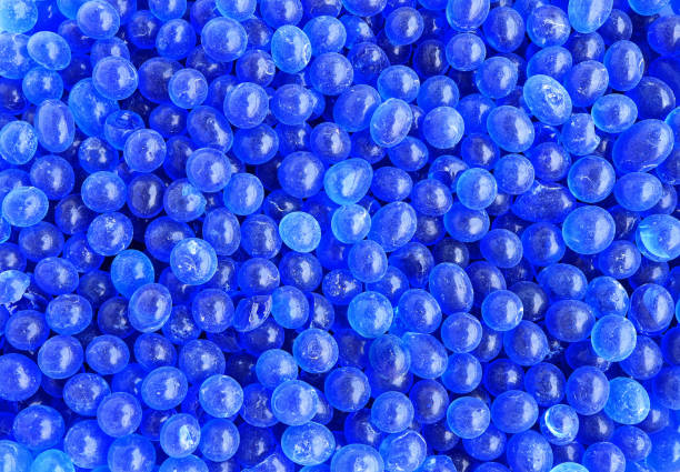 What happens if you / a child / a baby accidentally eat silica gel beads / packet?