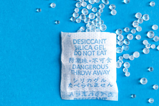 What is inside a silica gel packet? What is a silica gel packet?
